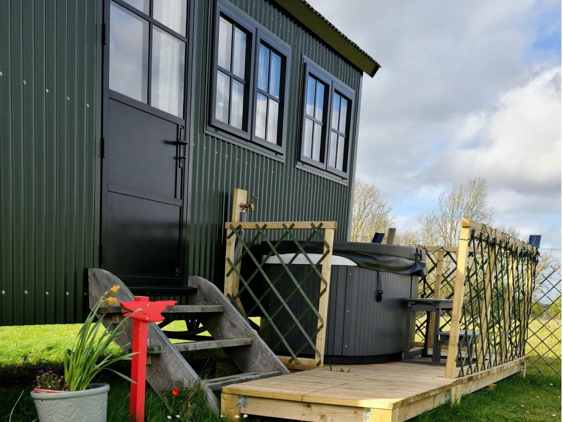 Milberry Green Meadows Warlingham Exterior foto